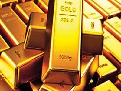 Gold, mineral, Золото упало до месячного минимума, так как доллар выигрывает от политики ФРС