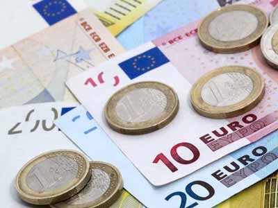 EUR/USD, currency, EURUSD: the dollar has pushed other currencies to the corners