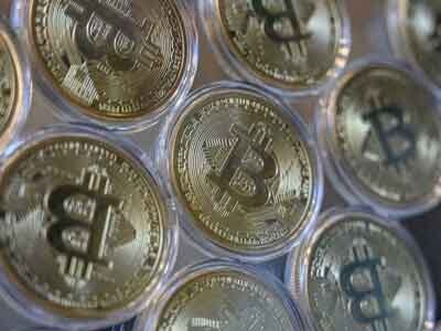 Bitcoin/USD, cryptocurrency, Bitcoin has every chance to resume the role of a safe haven for financial markets
