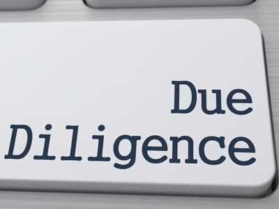 Что такое Due Diligence: определение, типы, области применения и примеры